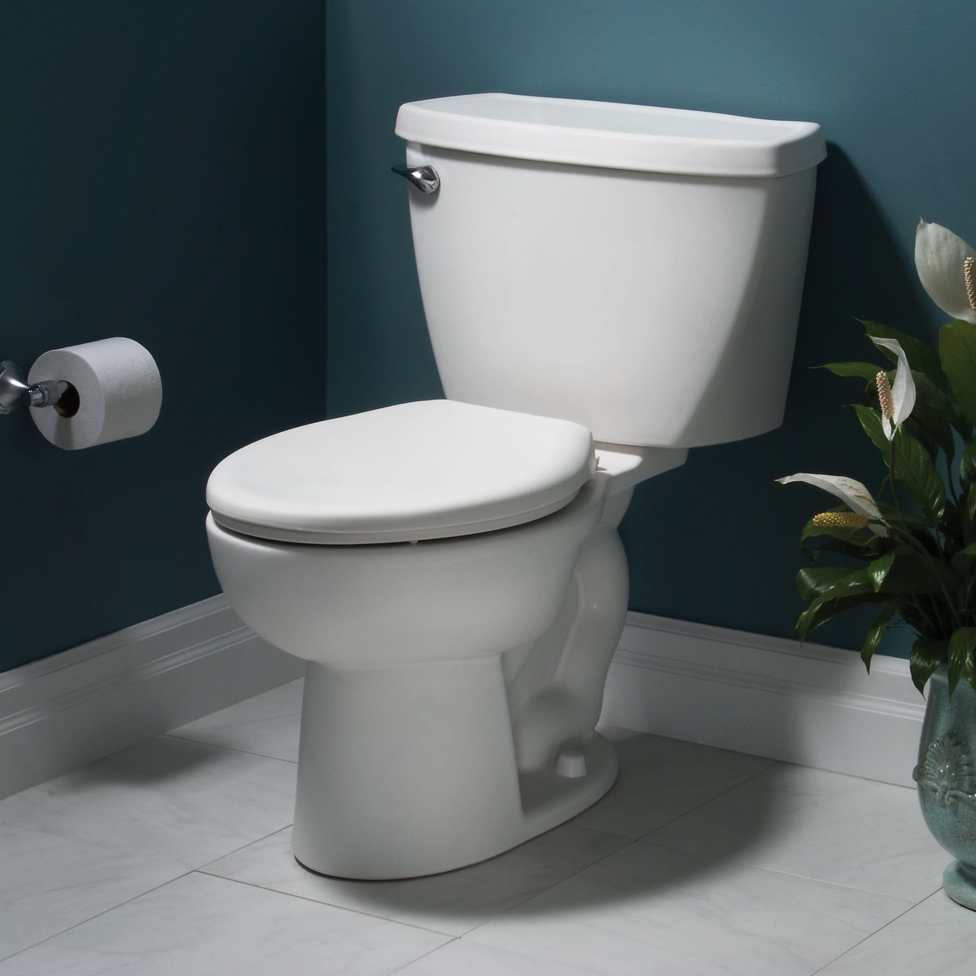Cadet® - Toilette allongée deux pièces avec  EverClean® et pression assistée, 1,1 gpc/4,2 lpc